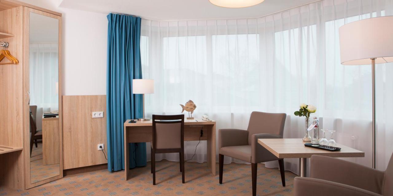 Hotel Frisia Λέερ Εξωτερικό φωτογραφία